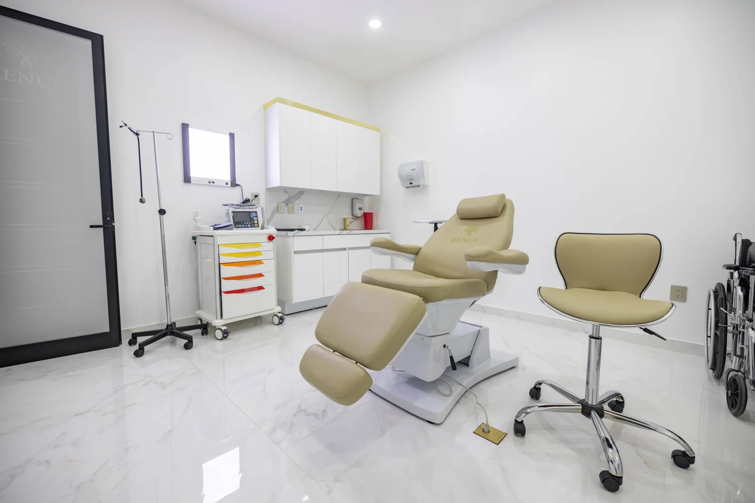 Inside the Renue Medical Centre